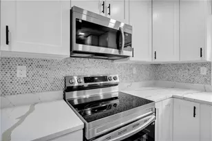 4104 Emerald Lake Dr, Decatur, GA 30035 - Photo 12