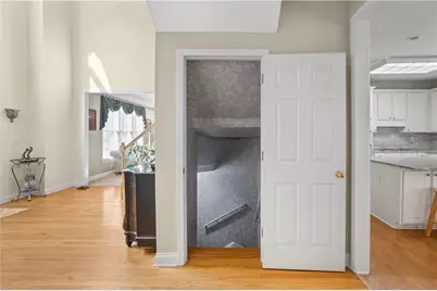 3884 Meandering Way SW, Lilburn, GA 30047 - Photo 32