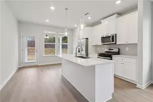 304 Abbotts Xing Cir, Conyers, GA 30094 - Photo 12