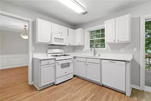 1255 Winthrope Chase Dr, Alpharetta, GA 30009 - Photo 12