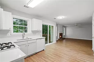1255 Winthrope Chase Dr, Alpharetta, GA 30009 - Photo 18