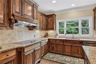 4219 Sierra Creek Dr, Hoschton, GA 30548 - Photo 10