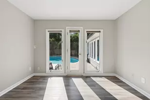 746 Hillwood Dr, Marietta, GA 30068 - Photo 18