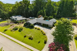 746 Hillwood Dr, Marietta, GA 30068 - Photo 38