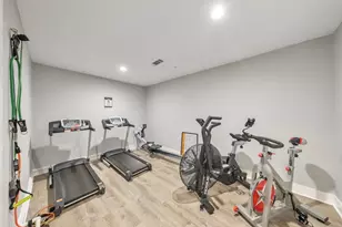 3655 Peachtree Rd NE, Atlanta, GA 30319 - Photo 30