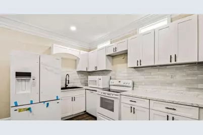 684 S Elizabeth Place S, Atlanta, GA 30318 - Photo 6