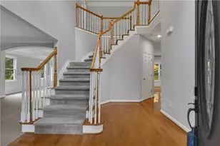355 Victorian Ln, Duluth, GA 30097 - Photo 2