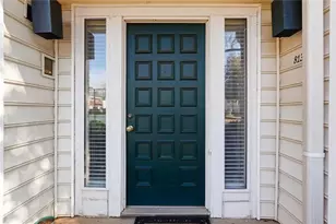 813 Serramonte Dr NE, Marietta, GA 30068 - Photo 2