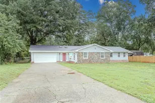 808 Glen Cir SW, Lawrenceville, GA 30044 - Photo 1
