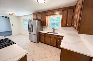 509 Spring Park Dr, Canton, GA 30114 - Photo 2
