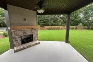 101 Haverling Pass, Hampton, GA 30228 - Photo 2