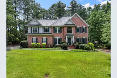 325 Trowbridge Lane, Lawrenceville, GA 30043 - Photo 1