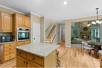 325 Trowbridge Lane, Lawrenceville, GA 30043 - Photo 14