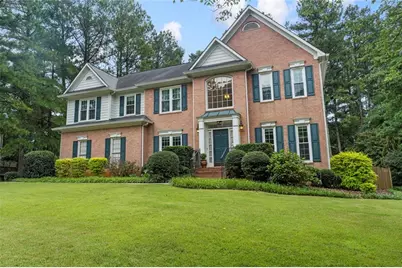 325 Trowbridge Lane, Lawrenceville, GA 30043 - Photo 2