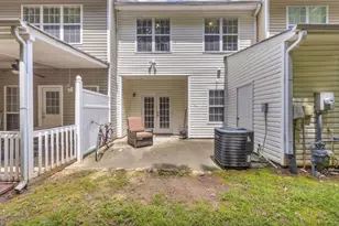 928 Tree Creek Blvd, Lawrenceville, GA 30043 - Photo 28