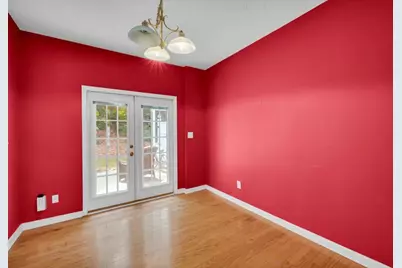 928 Tree Creek Boulevard, Lawrenceville, GA 30043 - Photo 12