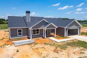 102 Creek Stone Dr, Hartwell, GA 30643 - Photo 2