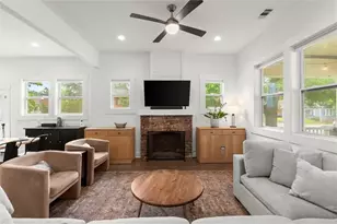 1367 Lucile Ave SW, Atlanta, GA 30310 - Photo 6