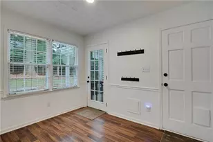881 Providence Dr, Lawrenceville, GA 30044 - Photo 14