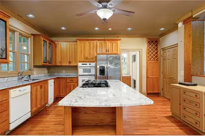 538 Spring Place Road NE, White, GA 30184 - Photo 16