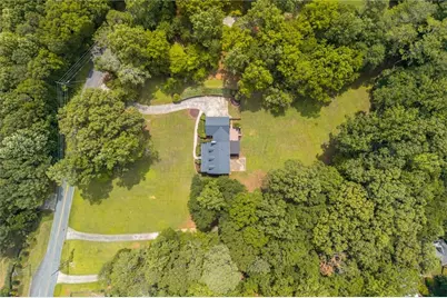 2013 Hendon Road, Woodstock, GA 30188 - Photo 4