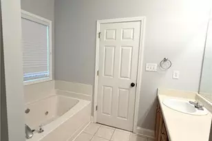 158 River Park Cir, McDonough, GA 30252 - Photo 4