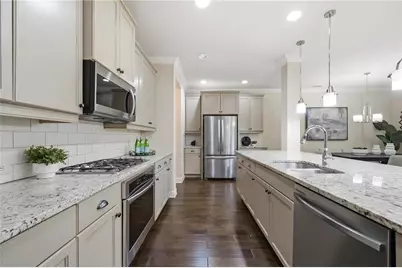3910 Glenview Club Lane, Duluth, GA 30097 - Photo 4