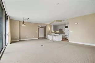 700 Park Regency Pl NE, Atlanta, GA 30326 - Photo 10
