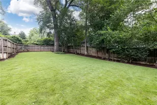 531 Spring Valley Rd NW, Atlanta, GA 30318 - Photo 30