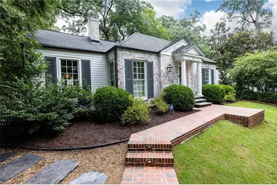 531 Spring Valley Road NW, Atlanta, GA 30318 - Photo 2
