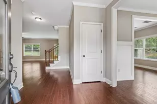 4327 Chesterfield Ct, Buford, GA 30518 - Photo 6