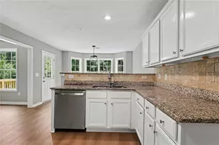 3747 Valley Bluff Ln, Snellville, GA 30039 - Photo 14