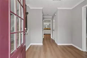 3747 Valley Bluff Ln, Snellville, GA 30039 - Photo 10