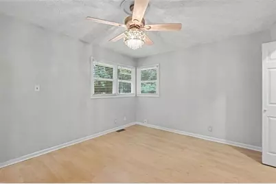 345 Hickory Hills Drive, Jefferson, GA 30549 - Photo 8