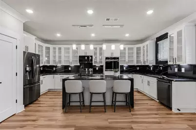 392 Price Place, Norcross, GA 30071 - Photo 2