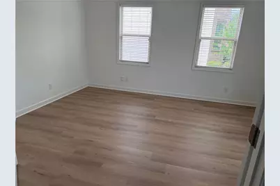 325 Cranbrooke Circle, Suwanee, GA 30024 - Photo 4