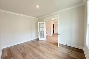 5275 Baymont Dr, Gainesville, GA 30507 - Photo 10