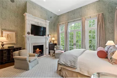 675 W Paces Ferry, #4 Road NW, Atlanta, GA 30327 - Photo 28