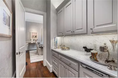 675 W Paces Ferry, #4 Road NW, Atlanta, GA 30327 - Photo 12