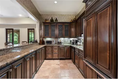 675 W Paces Ferry, #4 Road NW, Atlanta, GA 30327 - Photo 48