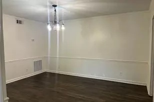 146 Rue Fontaine Rd, Lithonia, GA 30038 - Photo 8