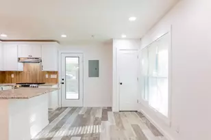 5165 Woodland Dr, Forest Park, GA 30297 - Photo 20