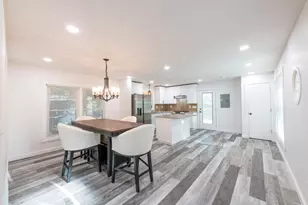 5165 Woodland Dr, Forest Park, GA 30297 - Photo 18