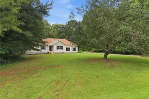 170 Creek Dr, Locust Grove, GA 30248 - Photo 2