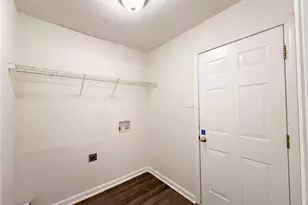 10543 Crabtree Dr, Jonesboro, GA 30238 - Photo 6