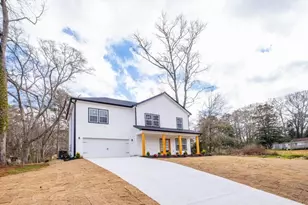 165 Strickland St, Fairburn, GA 30213 - Photo 2