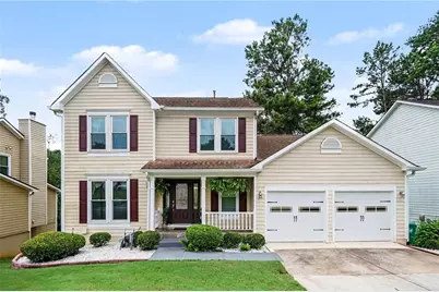 1975 Wynhurst Crossing, Stone Mountain, GA 30088 - Photo 2