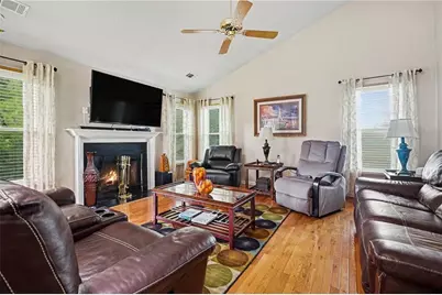 1975 Wynhurst Crossing, Stone Mountain, GA 30088 - Photo 6