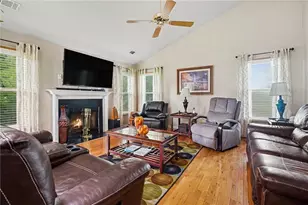 1975 Wynhurst Crossing, Stone Mountain, GA 30088 - Photo 6