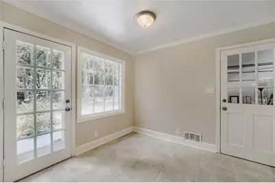 5717 Braddock Court, Atlanta, GA 30350 - Photo 12